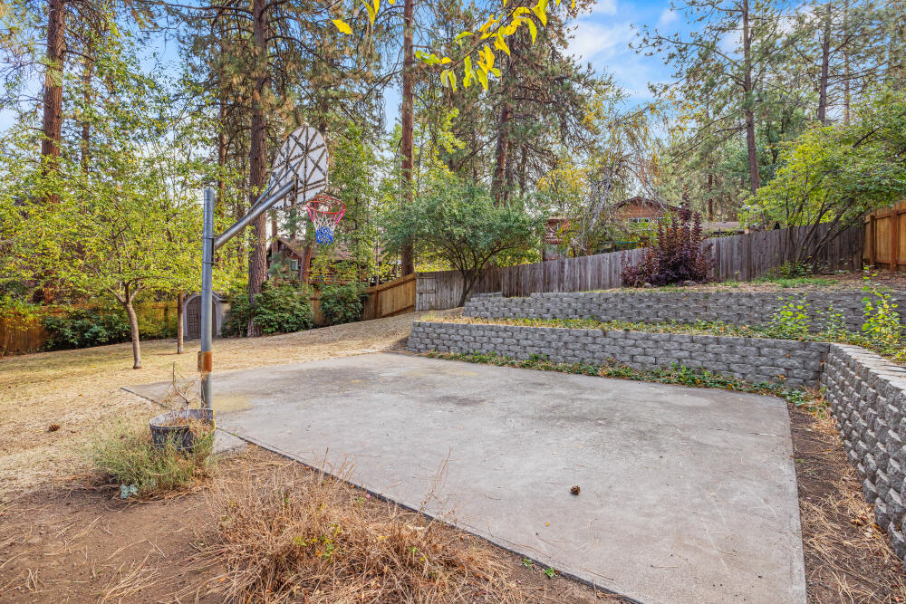 Lynnewood - Residential