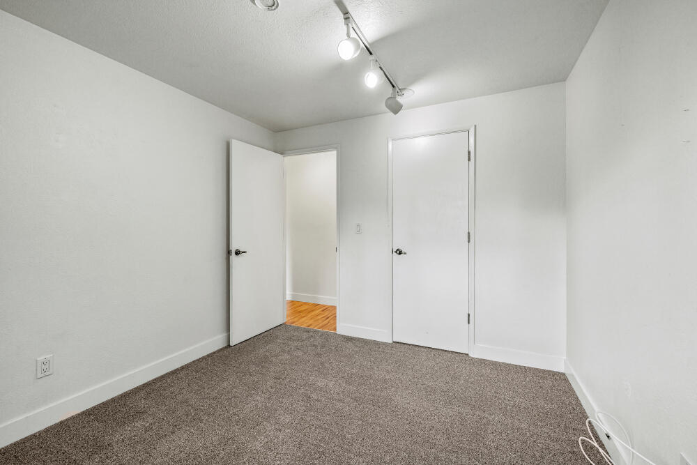 Lynnewood - Residential