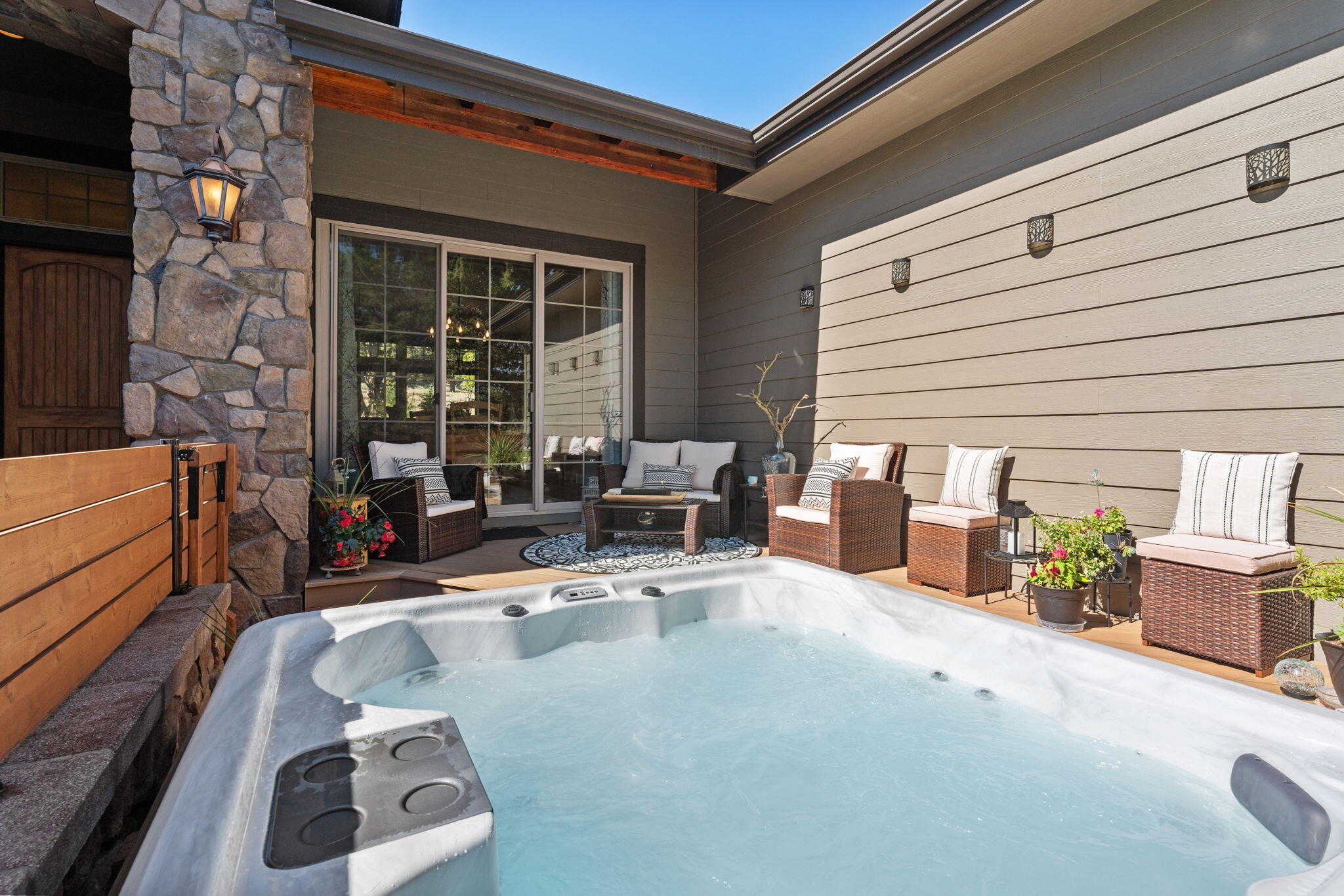 Eagle Crest - Residential