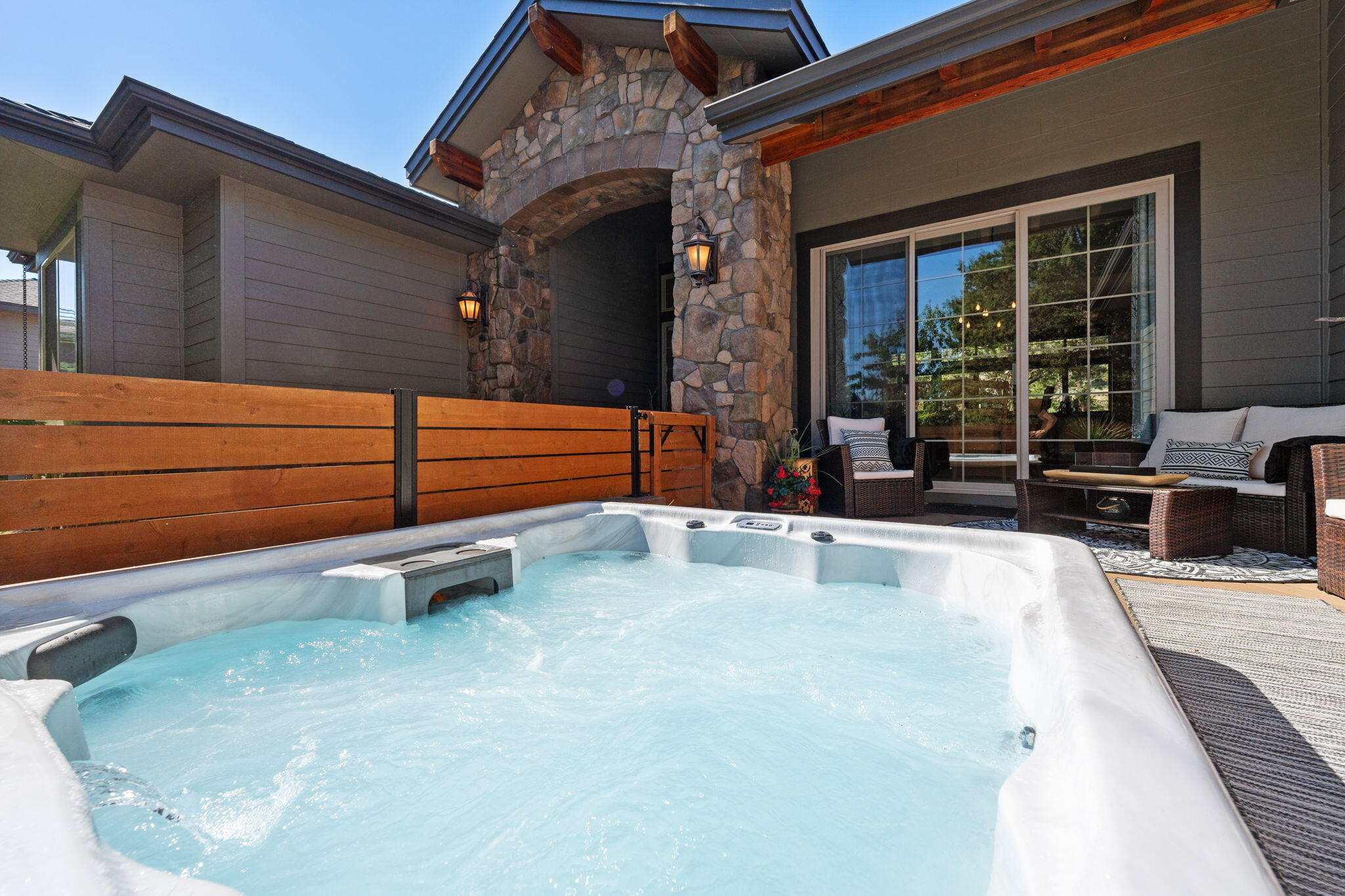 Eagle Crest - Residential