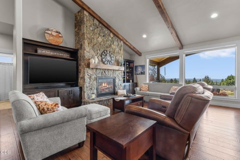 Tiny photo for 13601 SW Harrison Way, Powell Butte, OR 97753 (MLS # 220225523)