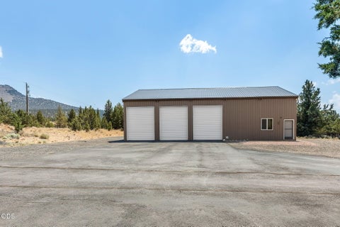 Tiny photo for 13601 SW Harrison Way, Powell Butte, OR 97753 (MLS # 220225523)