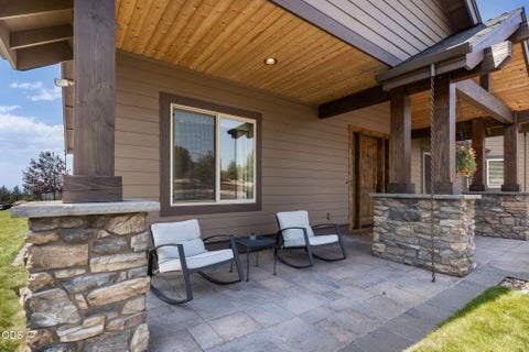 Tiny photo for 13601 SW Harrison Way, Powell Butte, OR 97753 (MLS # 220225523)