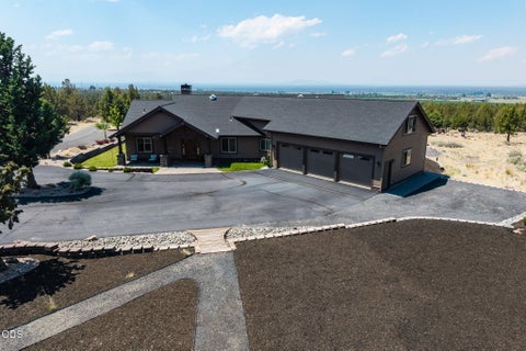Tiny photo for 13601 SW Harrison Way, Powell Butte, OR 97753 (MLS # 220225523)