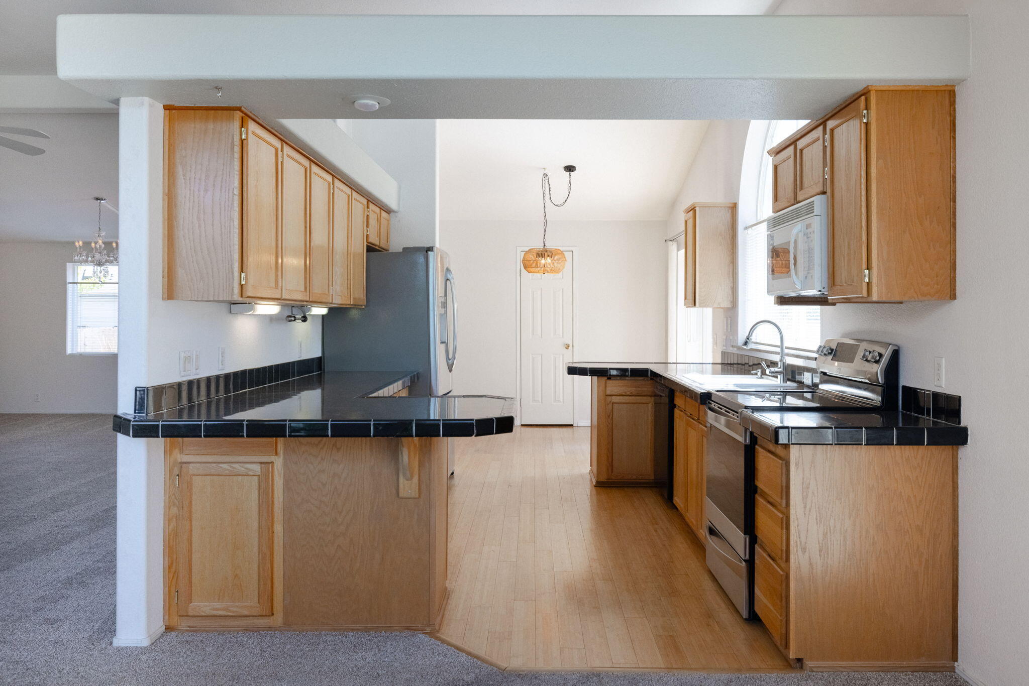 2636 SW Mariposa Loop