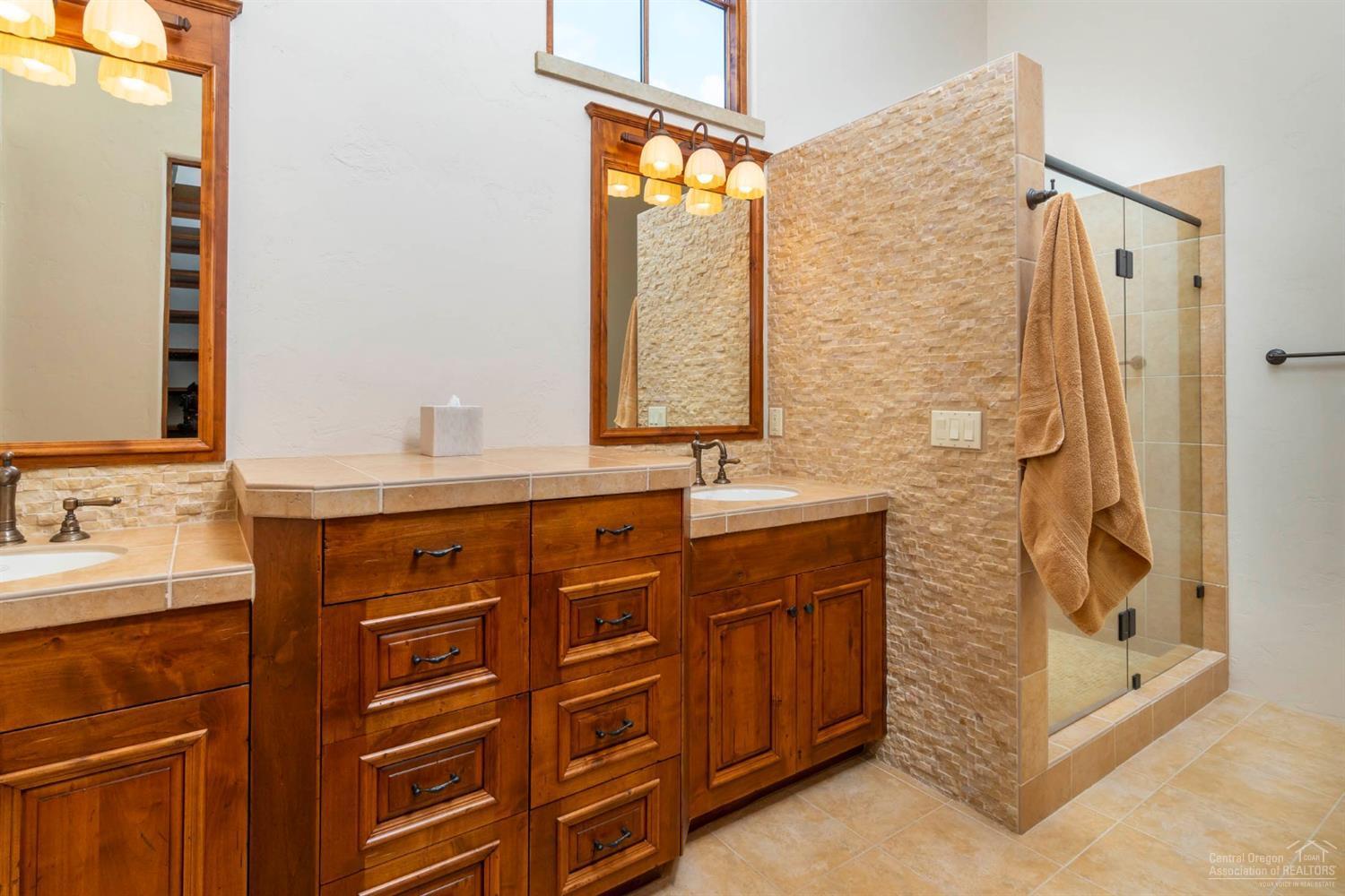 NorthAB - Residential