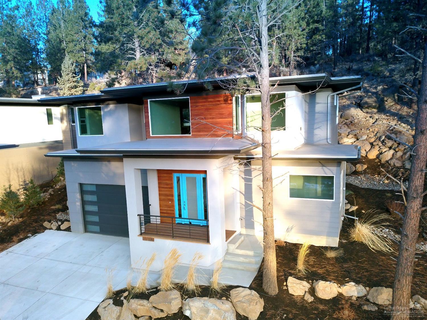 1st On The Hillsites - Residential