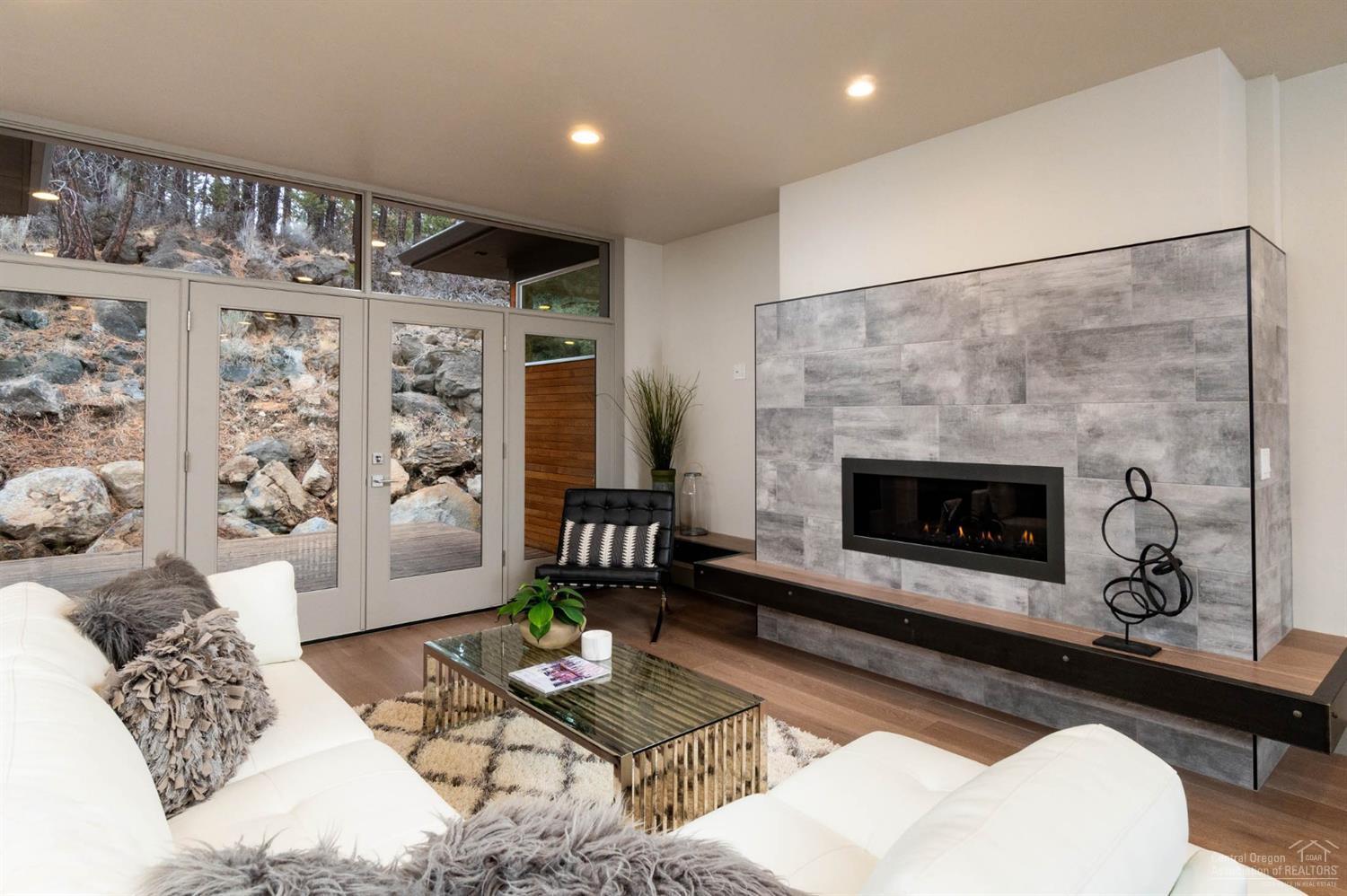 1st On The Hillsites - Residential