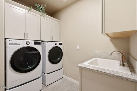 Tiny photo for 4471 SW Majestic Avenue, Redmond, OR 97756 (MLS # 220225837)