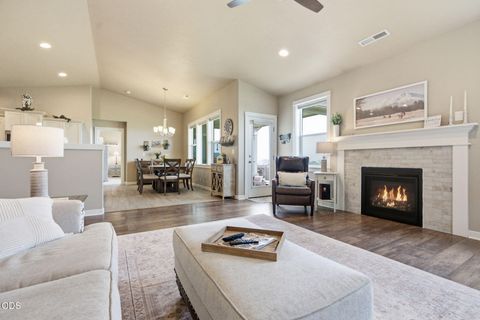 Tiny photo for 4471 SW Majestic Avenue, Redmond, OR 97756 (MLS # 220225837)
