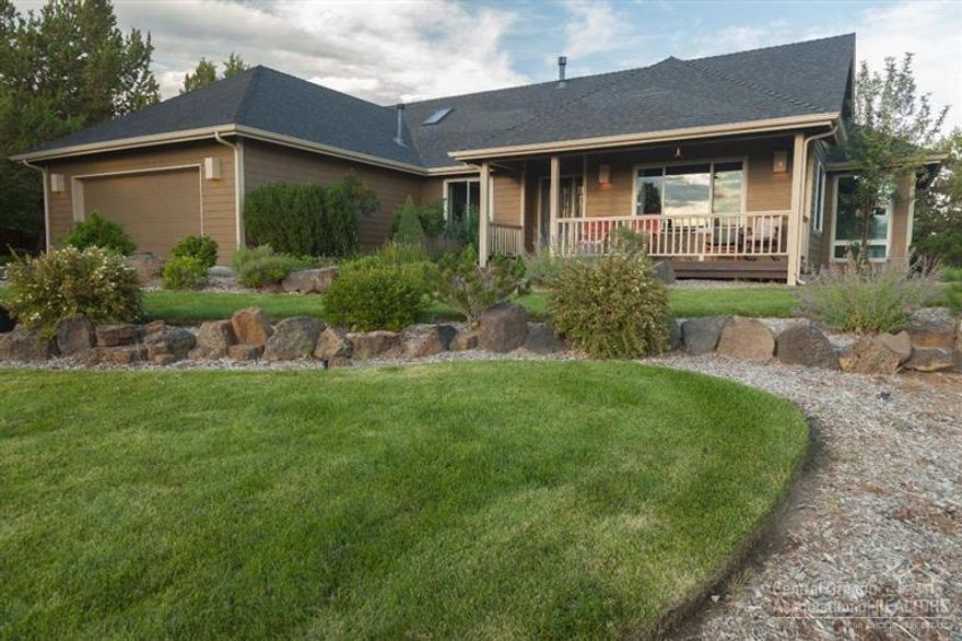 Contemporary open floor plan single level in SE Bend on a beautifully landscaped .6 acre lot. 3 bedrooms, 2 bath with 2029 Sq. Ft. has Mt. Bachelor views from covered front porch. Vaulted ceilings, great bedroom separation, sun room, warm fireplace in Great room, double vanities in both baths, island kitchen with granite tiles and stainless appliances, large utility room with sink. At the end of the Cul-de-sac. Call today for an appointment.