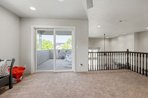 Tiny photo for 1043 Sandoz Street, Central Point, OR 97502 (MLS # 220221171)