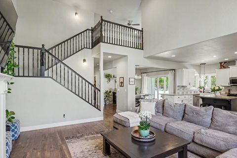 Tiny photo for 1043 Sandoz Street, Central Point, OR 97502 (MLS # 220221171)