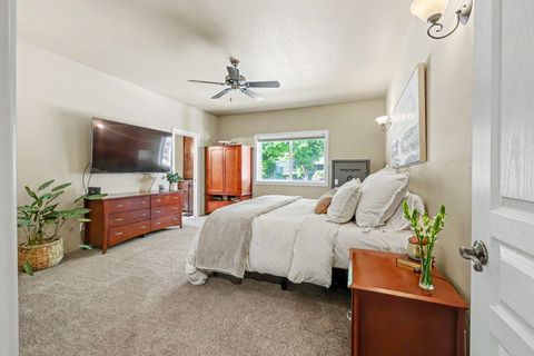 Tiny photo for 1043 Sandoz Street, Central Point, OR 97502 (MLS # 220221171)