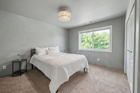 Tiny photo for 1043 Sandoz Street, Central Point, OR 97502 (MLS # 220221171)