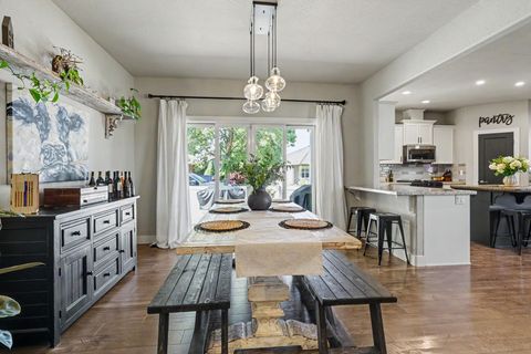 Tiny photo for 1043 Sandoz Street, Central Point, OR 97502 (MLS # 220221171)