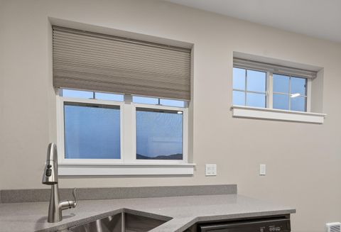 Tiny photo for 917 NE Discovery Loop, Prineville, OR 97754 (MLS # 220214237)