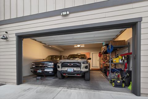 Tiny photo for 917 NE Discovery Loop, Prineville, OR 97754 (MLS # 220214237)