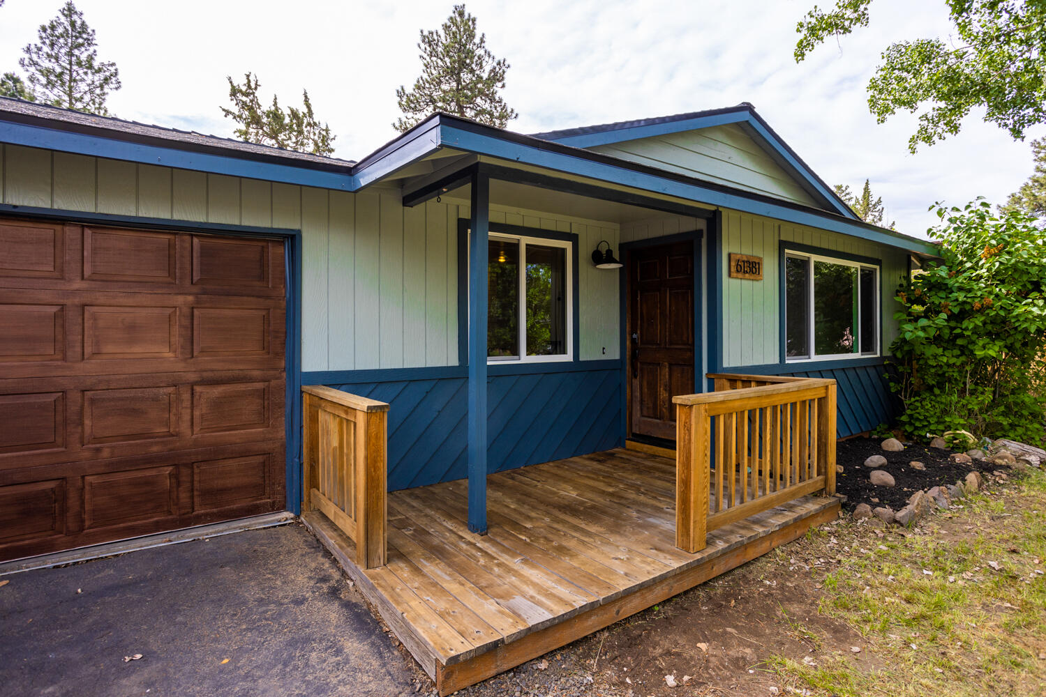 Janela Court - Residential