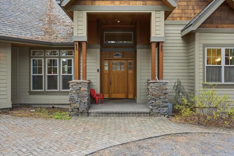 Tiny photo for 17179 Island Loop Way, Bend, OR 97707 (MLS # 220219786)