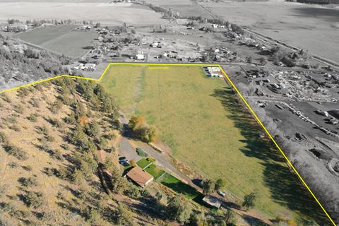 905 NE Barnes Road Prineville OR 97754