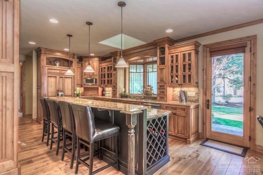 Broken Top - Residential