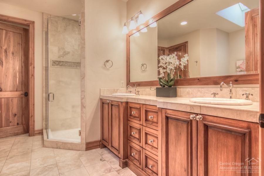 Broken Top - Residential