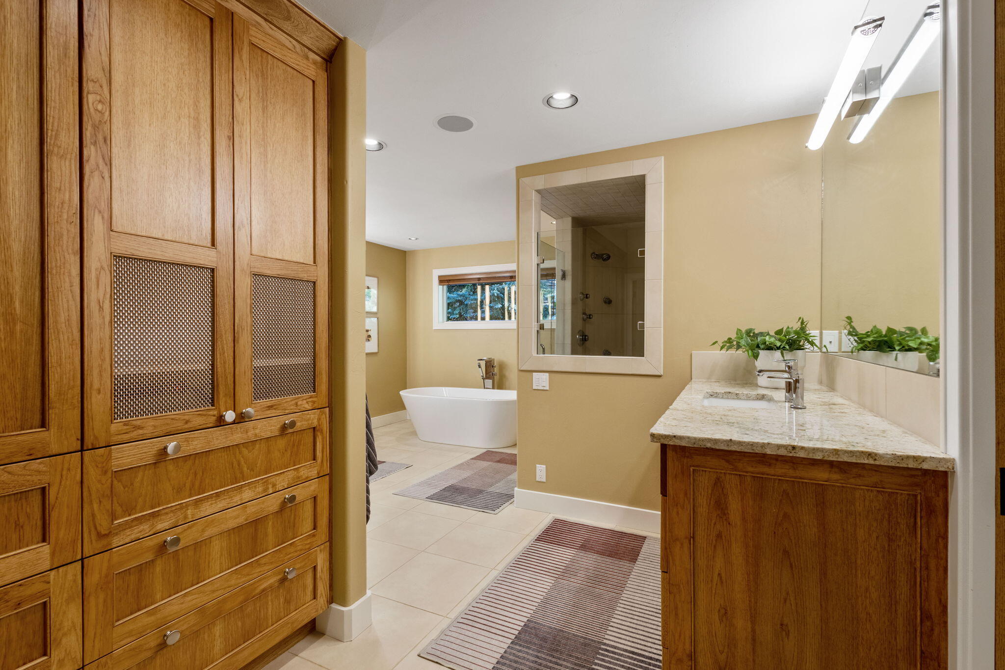 Broken Top - Residential