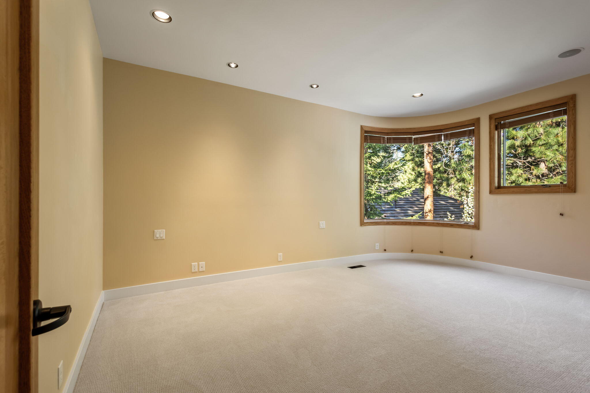 Broken Top - Residential