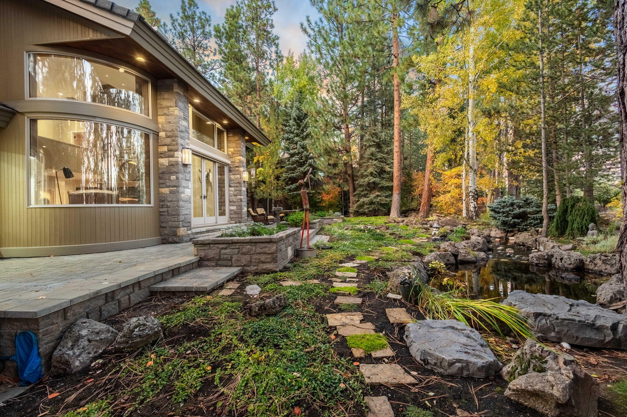 Broken Top - Residential