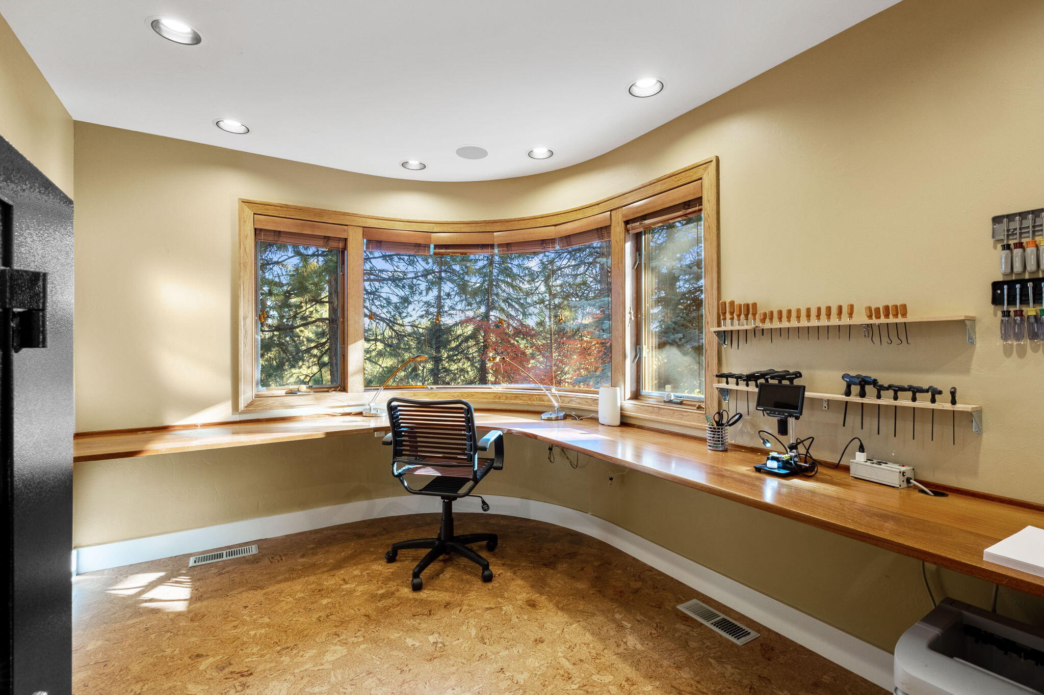 Broken Top - Residential