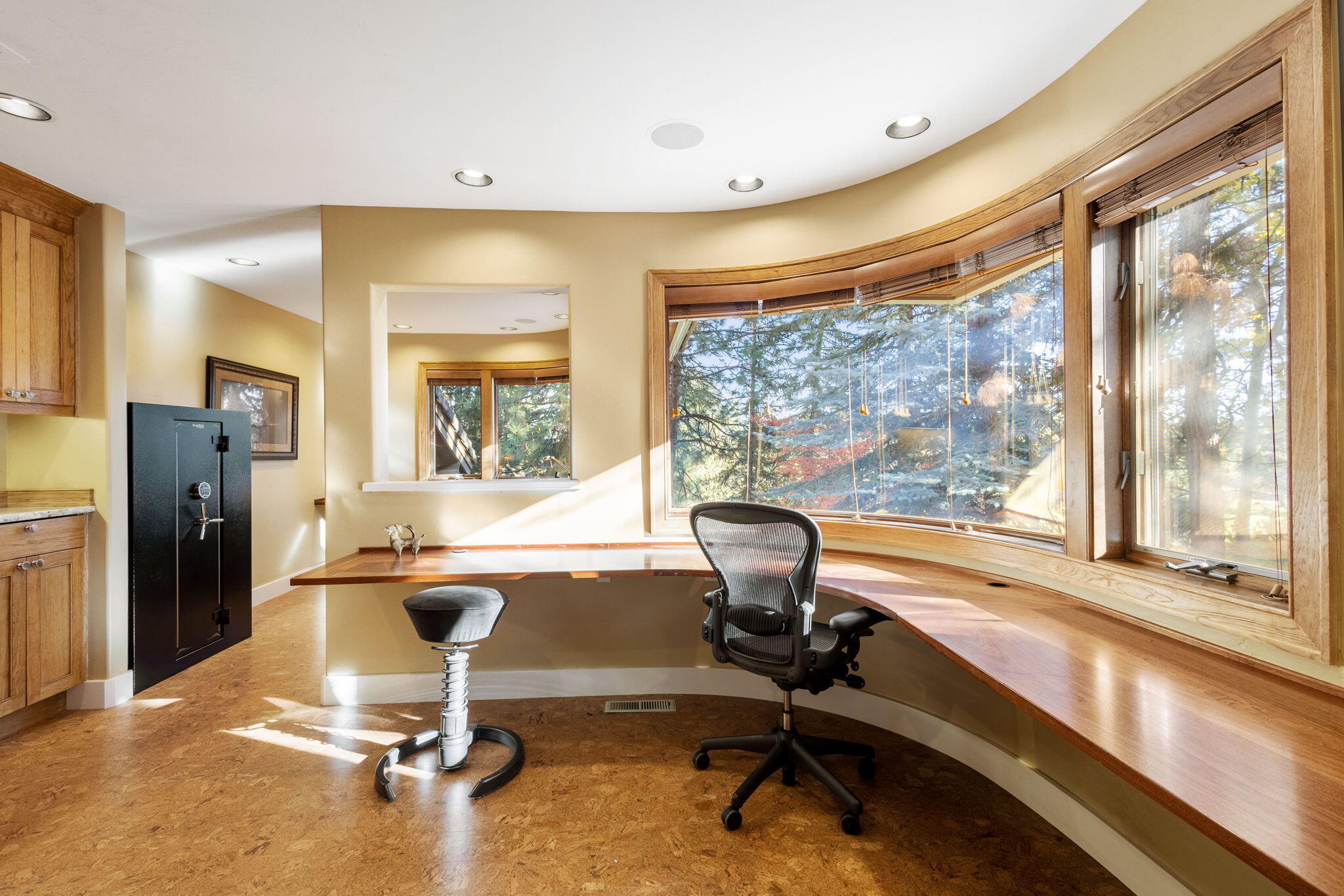 Broken Top - Residential