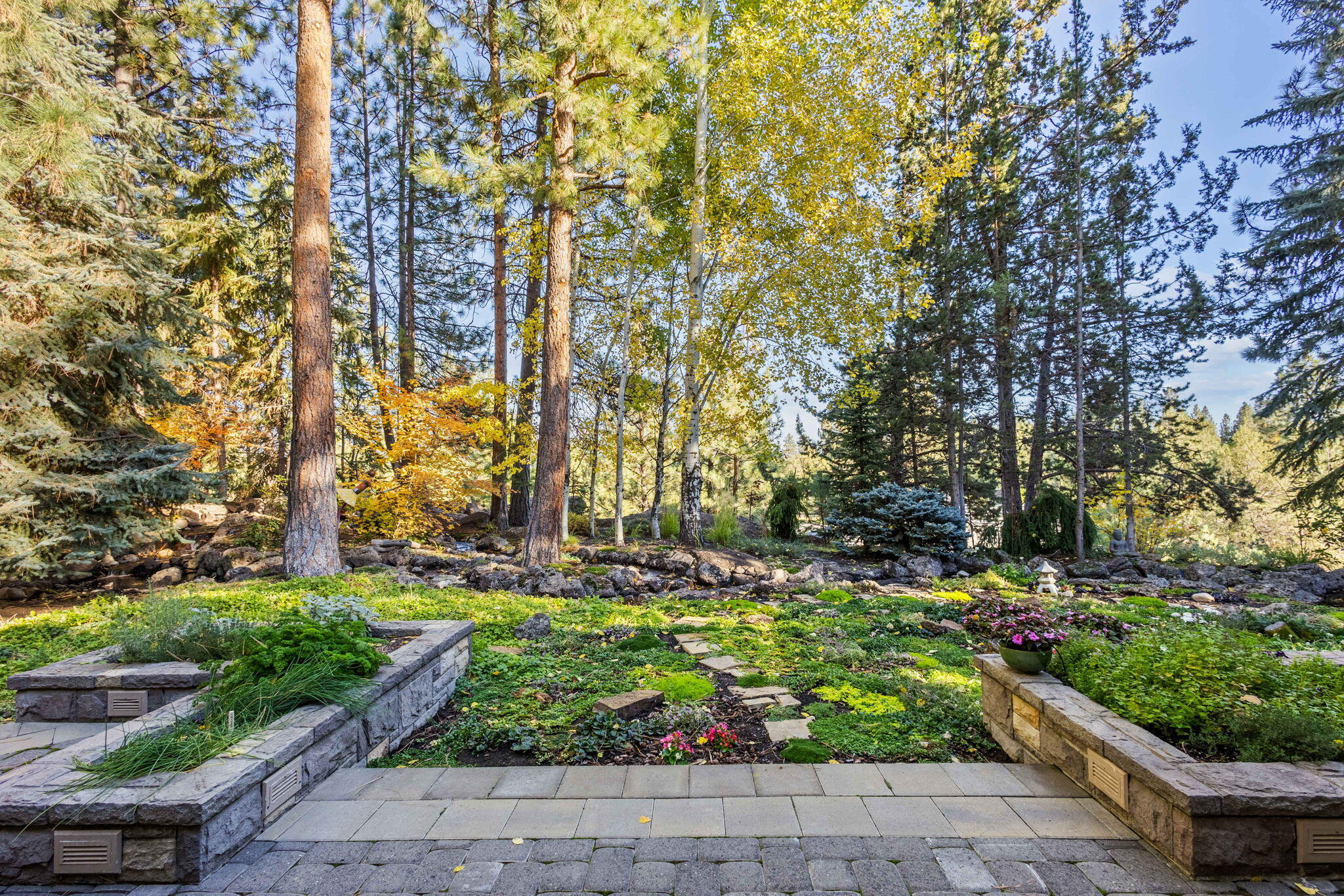 Broken Top - Residential