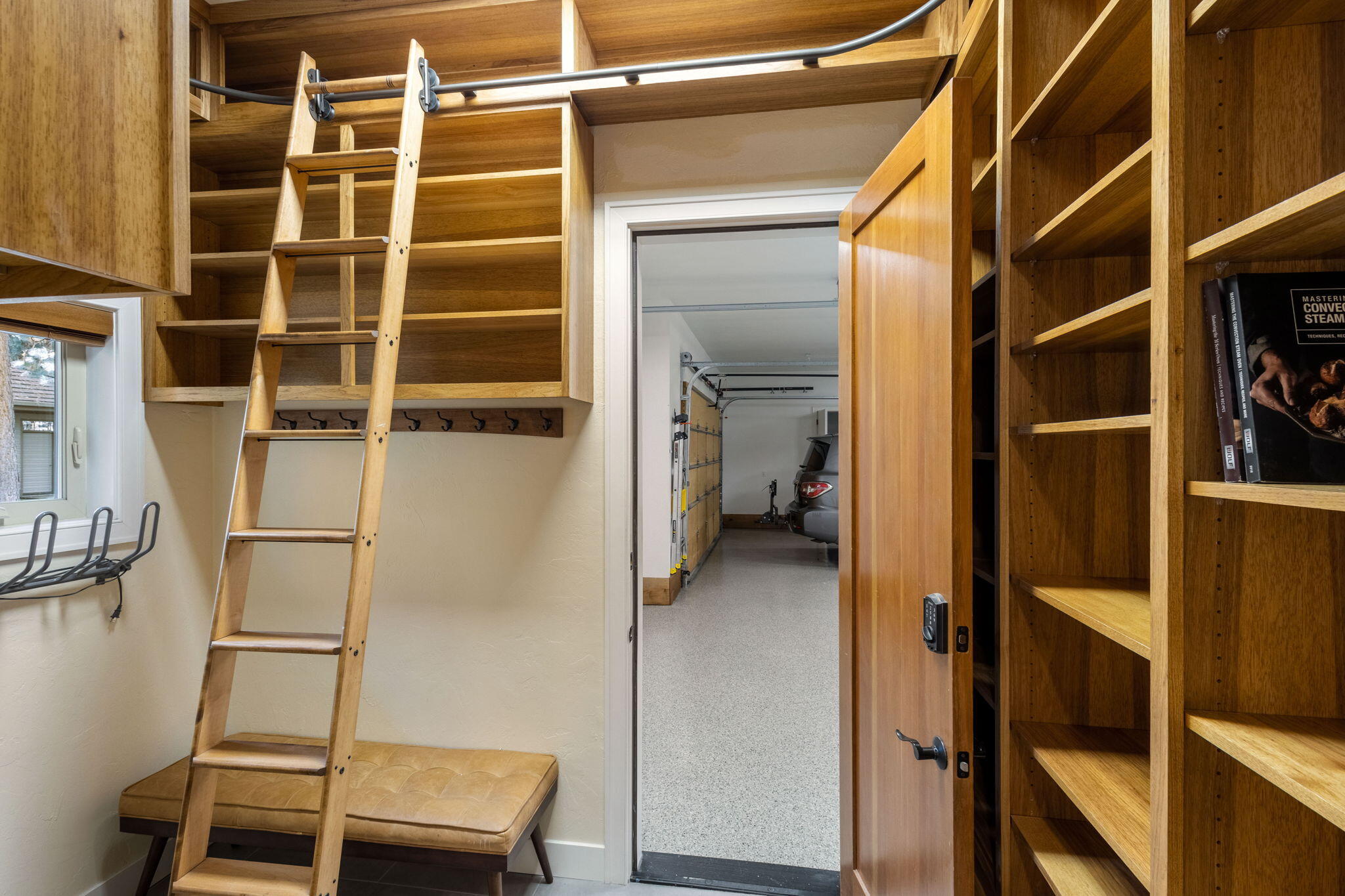 Broken Top - Residential