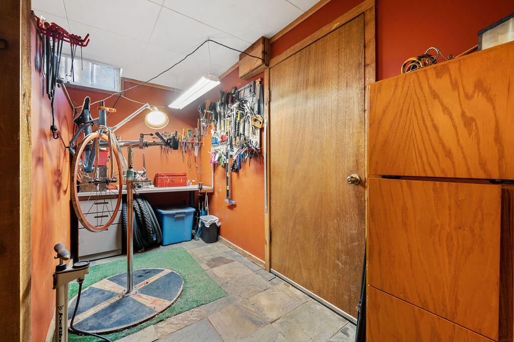 Lake Shore Gardens - Residential