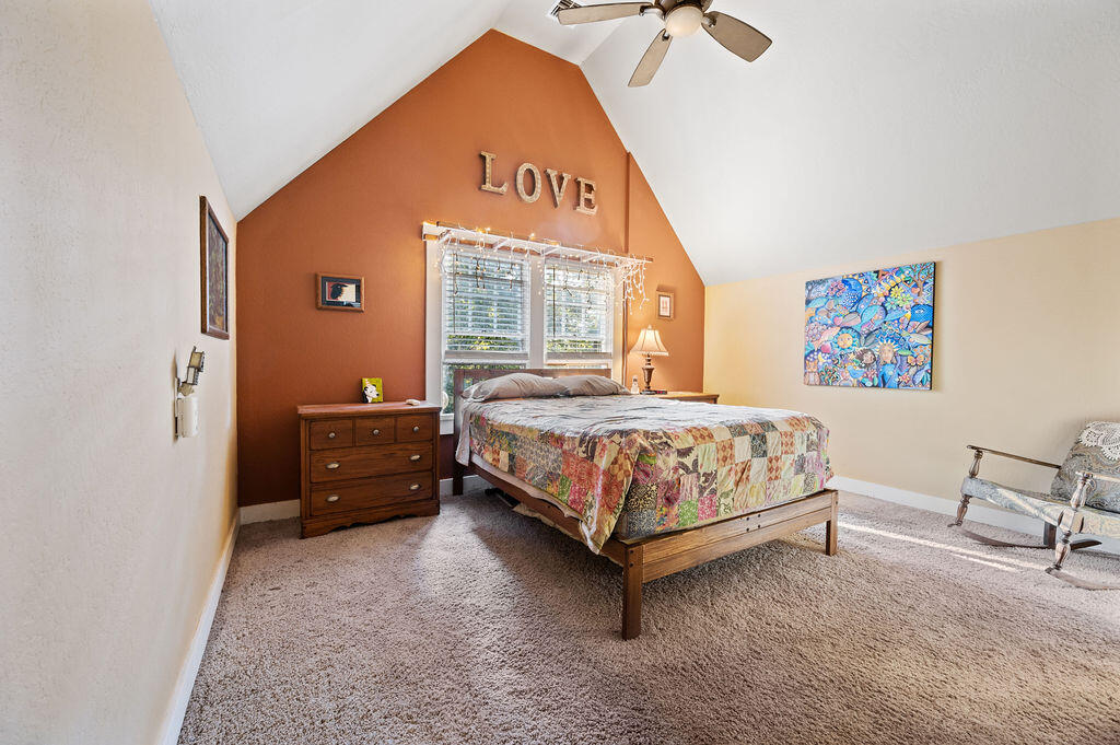 Lake Shore Gardens - Residential