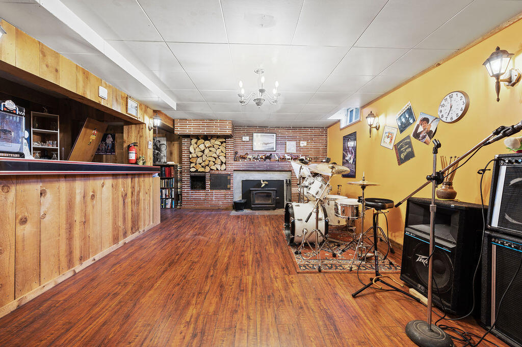 Lake Shore Gardens - Residential