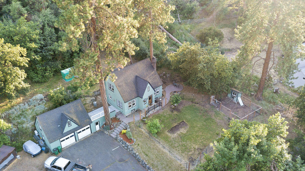 Lake Shore Gardens - Residential