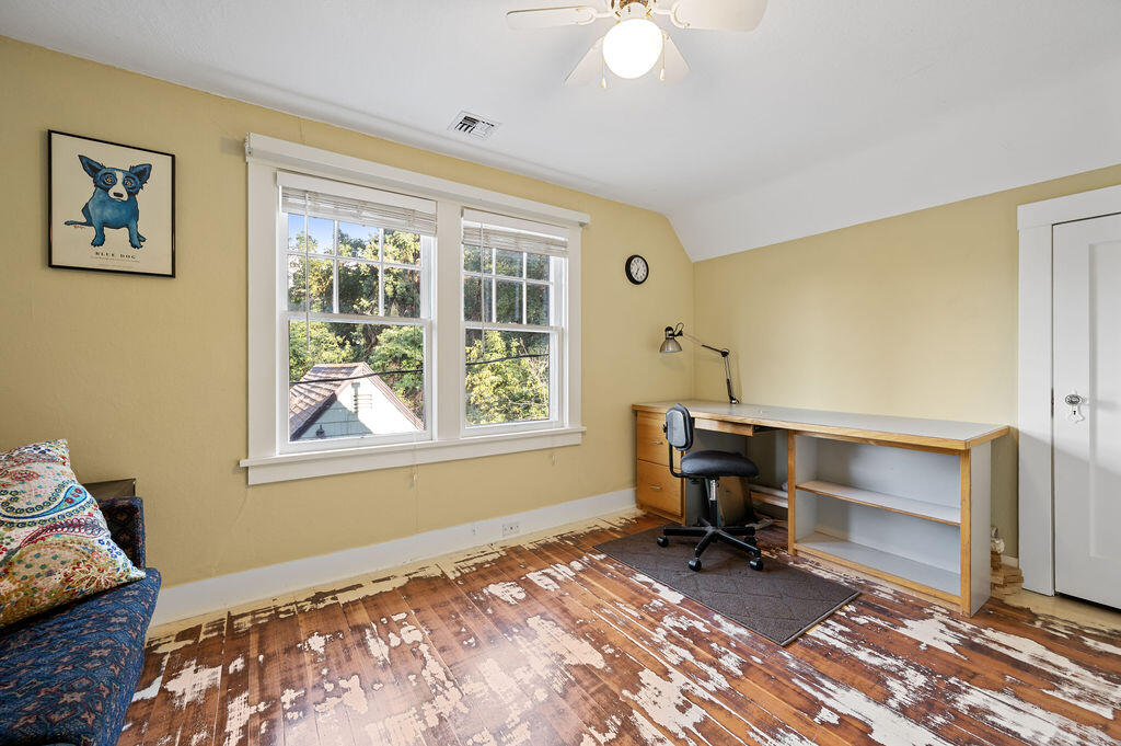 Lake Shore Gardens - Residential