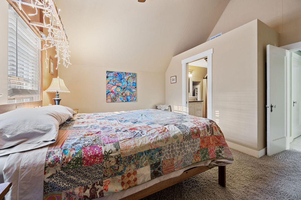 Lake Shore Gardens - Residential