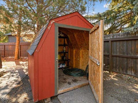 Tiny photo for 61170 Ferguson Road, Bend, OR 97702 (MLS # 220223550)