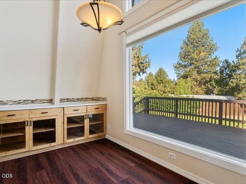 Tiny photo for 61170 Ferguson Road, Bend, OR 97702 (MLS # 220223550)
