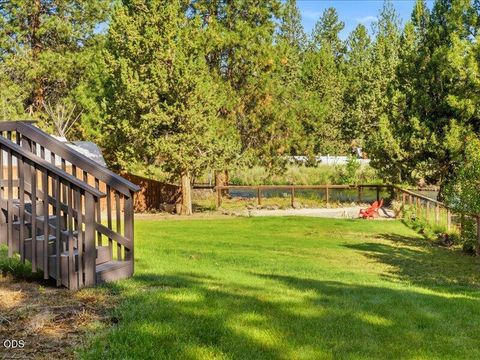 Tiny photo for 61170 Ferguson Road, Bend, OR 97702 (MLS # 220223550)