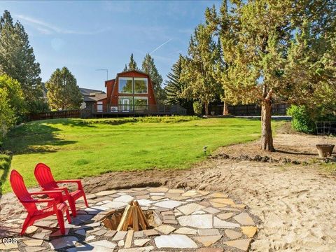 Photo of 61170 Ferguson Road, Bend, OR 97702 (MLS # 220223550)