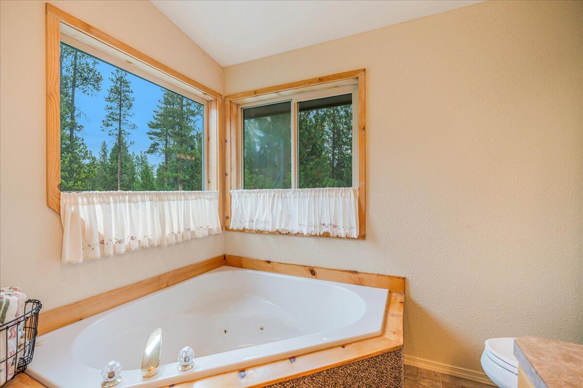 Wagon Trail Acreages - Residential