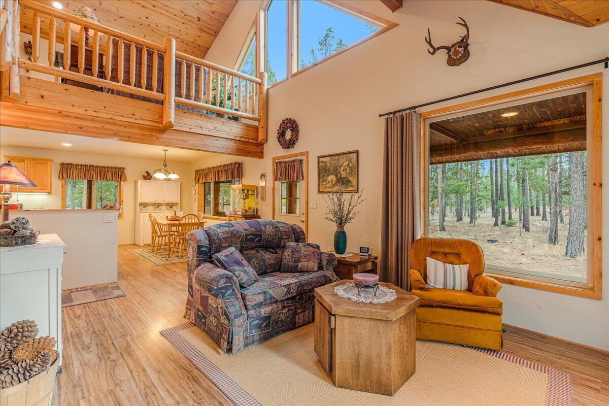 Wagon Trail Acreages - Residential