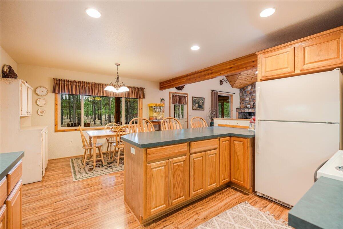 Wagon Trail Acreages - Residential