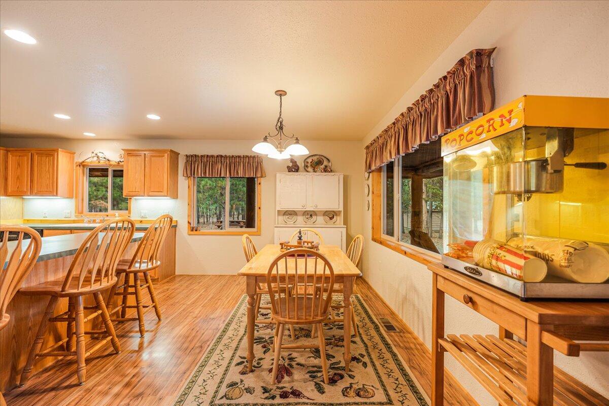 Wagon Trail Acreages - Residential