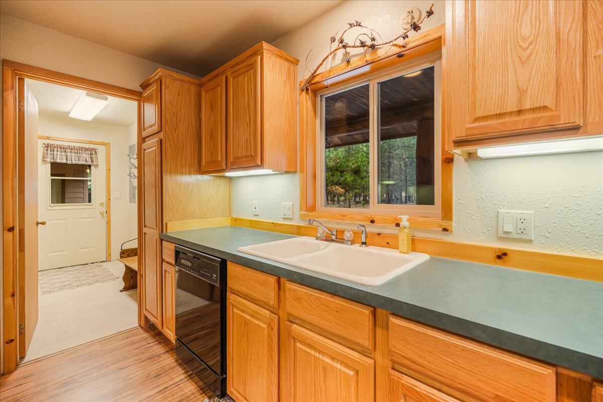 Wagon Trail Acreages - Residential