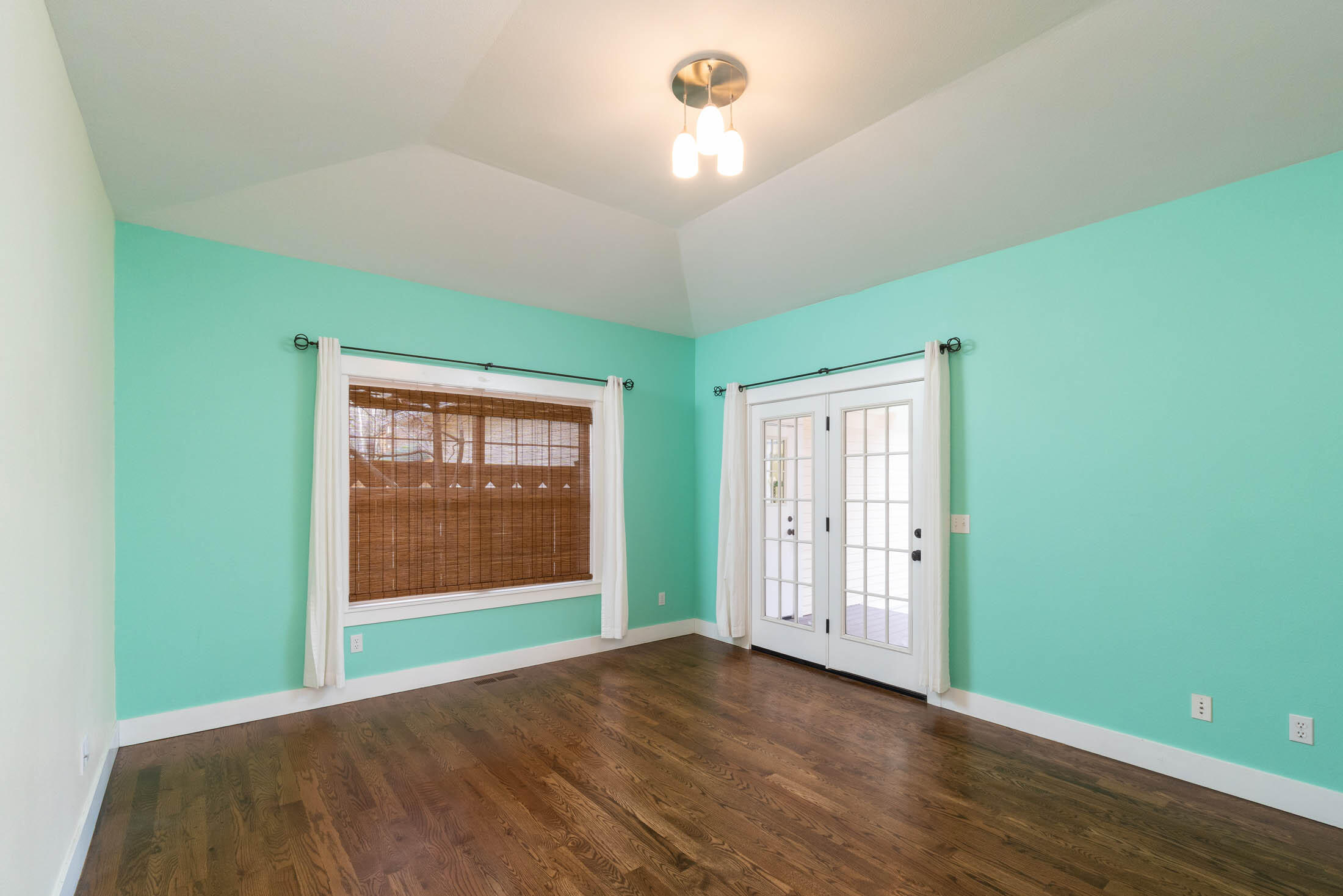 Bonne Home - Residential